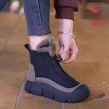Botas de cuero cálidas con forro de felpa, botas de algodón, nuevas botas de nieve de suela gruesa para mamá, botas cortas de suela suave y ligeras para el invierno 2025 - Negro - Ver 4