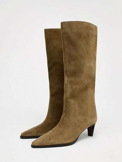 女士卡其色过膝长靴，2025秋冬新款，尖头麂皮纯色套脚高跟靴，通勤和日常穿着皆宜，卡其色靴子，大码女靴，女鞋，卡其色鞋，猫跟鞋