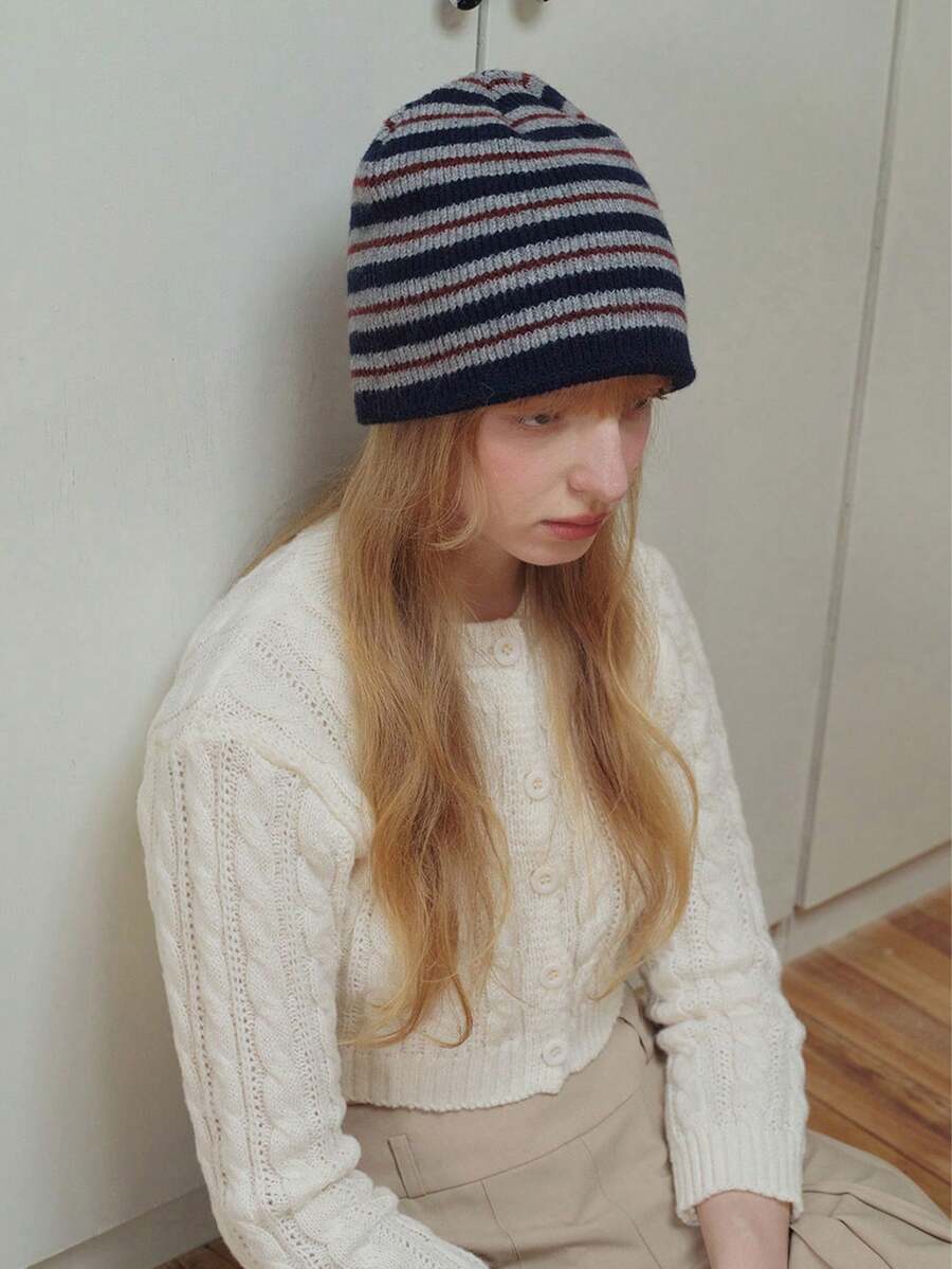 1pc Knitted Hat, Warm Beanie, Autumn/Winter, Korean Designer, Fashionable Knitted Hat, Unisex - Navy Blue - View 1