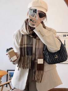 1 pièce Écharpe à carreaux de style coréen pour femmes, écharpe à franges chaude et élégante pour étudiants, écharpe longue et épaisse, châle pour couple, automne/hiver - Marron - Voir 2