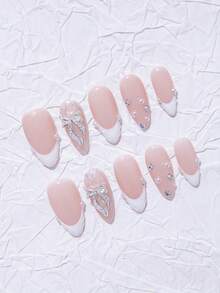 Conjunto de 10 unhas postiças em formato de amêndoa Y2K feitas à mão - unhas marrons, unhas brancas, joaninha 3D feita à mão, botão 3D e mirtilo 3D, decoração com design de joaninha 3D, estrelas douradas desenhadas à mão, laço dourado e design de borboleta