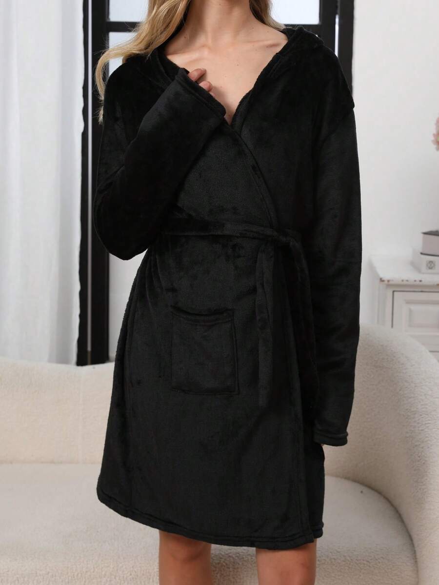 1pc Women Solid Color Hooded Waist Tie Plush Sleepwear Robe, Comfortable And Warm For Autumn/Winter, Fall