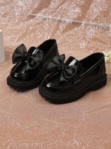 1 Pair Black Glossy Soft PU Bow Slip-On Children Loafers & Oxford Shoes, Solid Color Rubber Soft Sole Elevated Fashion Mid-Heel Shoes, Elegant British Style Princess Leather Shoes Suitable For 3-15 Years Old Girls Daily Casual, School, Holiday, Travel, Party, New Arrival Spring/Summer/Autumn/Winter 2025 - Black - View 5