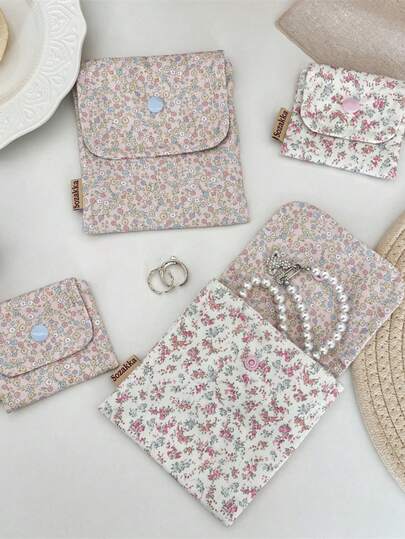 1Pc Ditsy Floral Decorate Quilted Mini Cosmetic Bag Tampon Bag Sanitary Pad Pouch Napkin Cosmetic Bag Cute Makeup Bag Girls Tampon Holder Organizer Purse Jewelry Organiser Clutch With Zipper Closure For Lipstick,Lip Oil,Nail Polish,Skin Care,Coin,Small Items Make Up Bag Makeup Pouch Skincare Bag Toiletry Bag Packing Cubes,Travel Essentials Cruise Essentials Dorm Essentials,Wedding Bridesmaid Gifts,Mom Gifts,Birthday Gifts,New Year's Gift