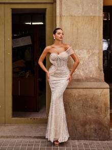 Faeriesty 奢华无肩带美人鱼晚礼服，心形领口设计——精致的珠饰和闪亮的亮片，修身剪裁搭配薄纱罩衫，曳地长裙，尽显红毯、派对、婚礼等场合的优雅风范。 - 香檳色 - 查看 6