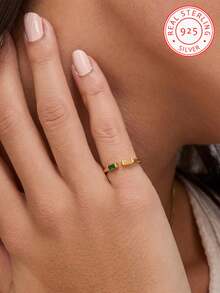 A Bespoke 925 Sterling Silver Birthstone Ring, Featuring A Birthstone Gemstone. This Personalised Ring And Custom Jewellery Piece Makes An Ideal Gift For Friends, Confidantes, Mothers, And Partners. Perfect For Valentine's Day, Mother's Day, Christmas, Anniversaries, Birthdays, And Other Occasions.