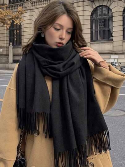1pc 2025 Autumn/Winter New Women's Solid Color Thin Tassel Scarf, Multi Functional Fashion Warm Shawl, Unisex Outdoor Warm Neck Scarf