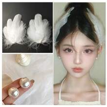Halloween White Pearl Ostrich Hair Clips 2 Pieces White Swan Feather Hair Pins For Women Girls Bride Wedding Engagement Birthday Christmas Valentine Stage Performance