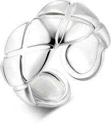 Women Pendant Necklaces