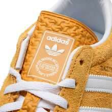 Adidas Originals 男女通用休闲低帮运动鞋，GAZELLE INDOOR W，舒适日常通勤鞋，复古休闲鞋 - 黃色 - 查看 7
