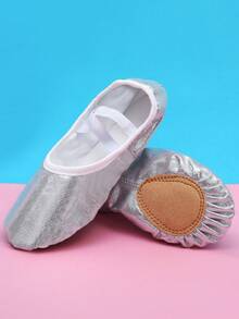 儿童室内训练鞋，舞蹈表演鞋，四季皆宜，有光泽，耐脏，耐磨，全弹力面料，软底，舒适，耐磨，松紧带，无鞋带芭蕾舞鞋 - 銀色 - 查看 3