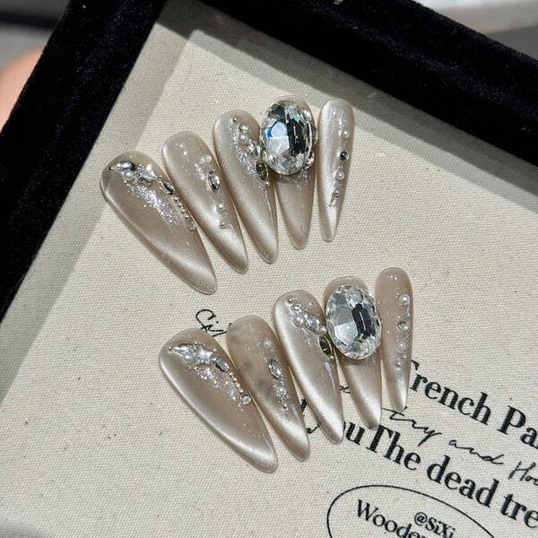 10 Stücke handgefertigter eleganter Mondstein Katzenauge Nagelkunst Zubehör