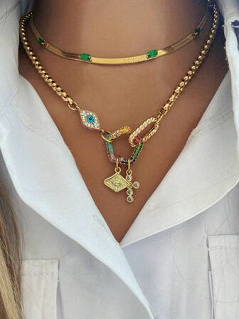 1 Pc Multi-Element Gold Women's Necklace, Combined With Blue Gemstone Evil Eye, Colorful Diamond Buckle, Hiking Buckle, Cross, And Decorative Pendant. The Texture Of The Chain Enhances The Feeling Of Retro Luxury, Interpreting A Fashionable Attitude Intertwined With Mystery And Modernity.