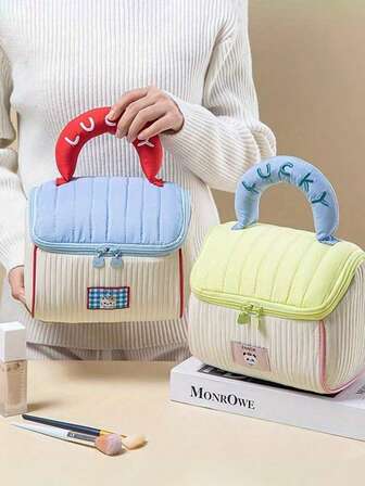 可爱小屋化妆包，大容量小屋造型洗漱包，便携手提收纳包，柔软可爱少女风收纳包，女士礼物，圣诞礼物，女士送礼佳品