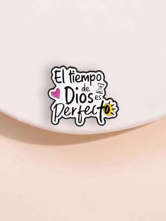 1pc Religious Inspirational Spanish Quote Enamel Lapel Pin "God's Time Is Perfect", Suitable For Men And Women, Daily Wear Or Gift