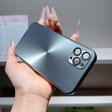 Capa para celular de alta qualidade com efeito laser aurora CD, acabamento metálico fosco iridescente e lente de vidro HD integrada, à prova de choque, compatível com as séries 17, 16, 15, 14, 13, 12 e 11. - Preto - Ver 9