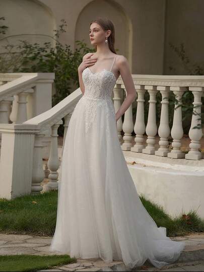 YOUKEFEIER 无袖心形领口婚纱，采用优雅长款薄纱面料制成，饰以串珠贴花。