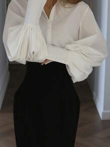 女士优雅灯笼袖衬衫，纯色梭织面料，前襟纽扣开合，适合办公室、日常穿着、约会、机场等场合，春夏白色 - 白色 - 查看 4