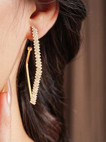 2 Stücke elegante funkelnde silberne Nadel Strass Diamant Ohrringe, luxuriöses schickes modisches vielseitiges Ohrstecker Design, geeignet für Party, Veranstaltung, Kleider-Kombinationen