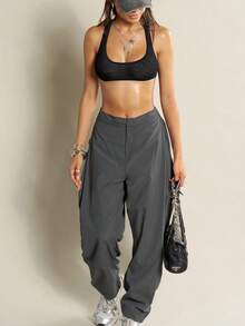 Áo croptop không tay dáng suông đơn giản, ôm dáng, màu trơn, hơi xuyên thấu, phong cách đường phố dành cho nữ, thích hợp mặc đi tập gym mùa hè. - màu đen - Xem 5