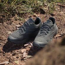 Adidas Zapatos de senderismo para hombre TRACEFINDER IE5906 - Negro - Ver 3