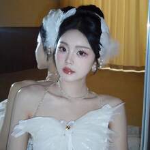 Halloween White Pearl Ostrich Hair Clips 2 Pieces White Swan Feather Hair Pins For Women Girls Bride Wedding Engagement Birthday Christmas Valentine Stage Performance