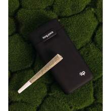 Cigarette Case Joint Holder Smell Proof Container Smoking Accessories Raw Cones Zig Zag Rolling Papers Smoke Buddy Holds 3 King Size Prerolls - màu đen - Xem 6