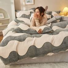 1pc Snowflake Fleece Cow Print Cartoon Pattern Pink Duvet Cover, Warm & Reversible For Bedroom Bedding, Autumn/Winter (Does Not Include Comforter) - Light Grey - View 10