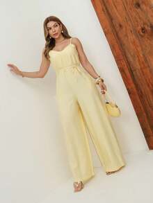 A&DD MODA, REF: Y492 Elegant Women's Jumpsuit With Suspenders, Adjustable Straps And Side Pockets, Casual And Sophisticated Modeling, Uncomplicated And Chic Look, Women's Jumpsuit Tailored For All Occasions, Modern And Comfortable Style - Màu vàng - Xem 3