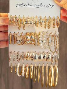 24件套波西米亚风青少年金属耳环套装，包括仿珍珠耳环和C形耳环，适合日常佩戴、派对和节日礼物。