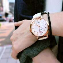 Orient Women's Watch Fashion Elegant Mechanical Watch FER2H003W0