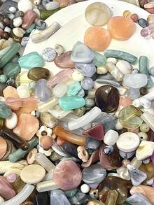 Hạt cườm hỗn hợp nhiều màu sắc chất lượng cao theo phong cách Bohemian, có lỗ, thích hợp để làm dây đeo điện thoại, dây đeo túi xách, bông tai, kẹp tóc, phụ kiện tóc. Chất liệu thủ công, đóng gói bằng bìa cứng nhỏ, chất liệu thủ công đồng bộ, chất lượng cao, tinh tế và sáng bóng. Ốp điện thoại dạng gel kem DIY, kẹp tóc gel tủ lạnh Gumei, phụ kiện trang trí bằng nhựa resin, phẳng không có lỗ. - Nhiều màu - Xem 8