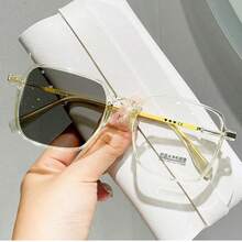 1PC Natural-Looking Large-Frame Photochromic Women's Fashion Glasses, Suitable For Wearing During Travel And Vacation, Outdoor Activities, And Sun Protection.(Have Nose Pads.)