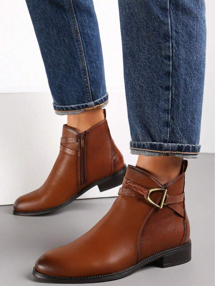 2025Women's Autumn And Winter Short Boots And Ankle Boots Brown Casual Style Classic American Halloween Christmas Spring Festival Suitable For Dating Shopping Outdoor Snow Travel