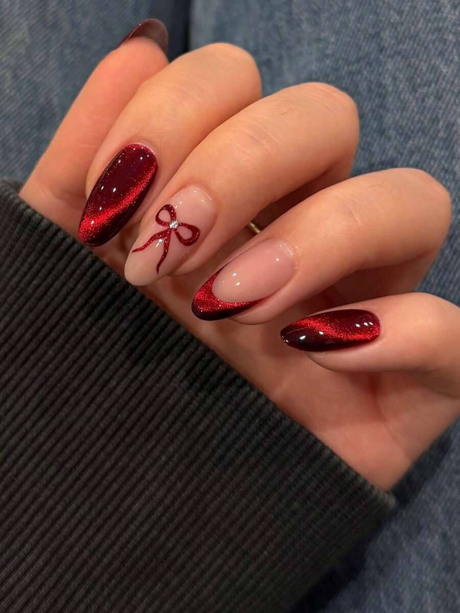 24片法式红色猫眼美甲贴纸，中号杏仁形，蝴蝶结装饰，可重复使用，全覆盖，简约可爱风格，表面光滑，适合女性和女孩日常佩戴