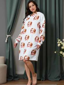 1pc Customized Face Print Soft & Comfortable Flannel Hooded Nightgown, A Unique Gift - White - View 3