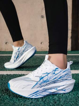 Zapatillas de running blancas y azules para mujer - Ligeras, diseño de estampado de rayas geométricas, adecuadas para correr en carretera, gimnasio, uso casual - Cómodas zapatillas de caña baja versátiles para todo tipo de ocasiones, parte superior con rayas azules