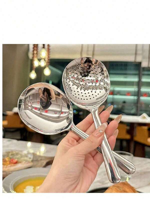 1/2 Stücke luxuriöser, minimalistischer Servierlöffel aus Edelstahl, gebogener großer Löffel, rutschfester Griff, spülmaschinenfest, hitzebeständig, geeignet für Partys, Bankette, Buffets, Küche Zuhause, Schulmensa, chinesische Neujahrsfeiern, tägliche Mahlzeiten