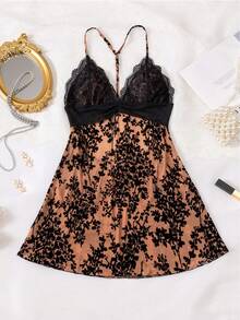 Seksowna koronkowa sukienka z odkrytymi plecami i dekoltem w kształcie litery Y, z haftem 3D