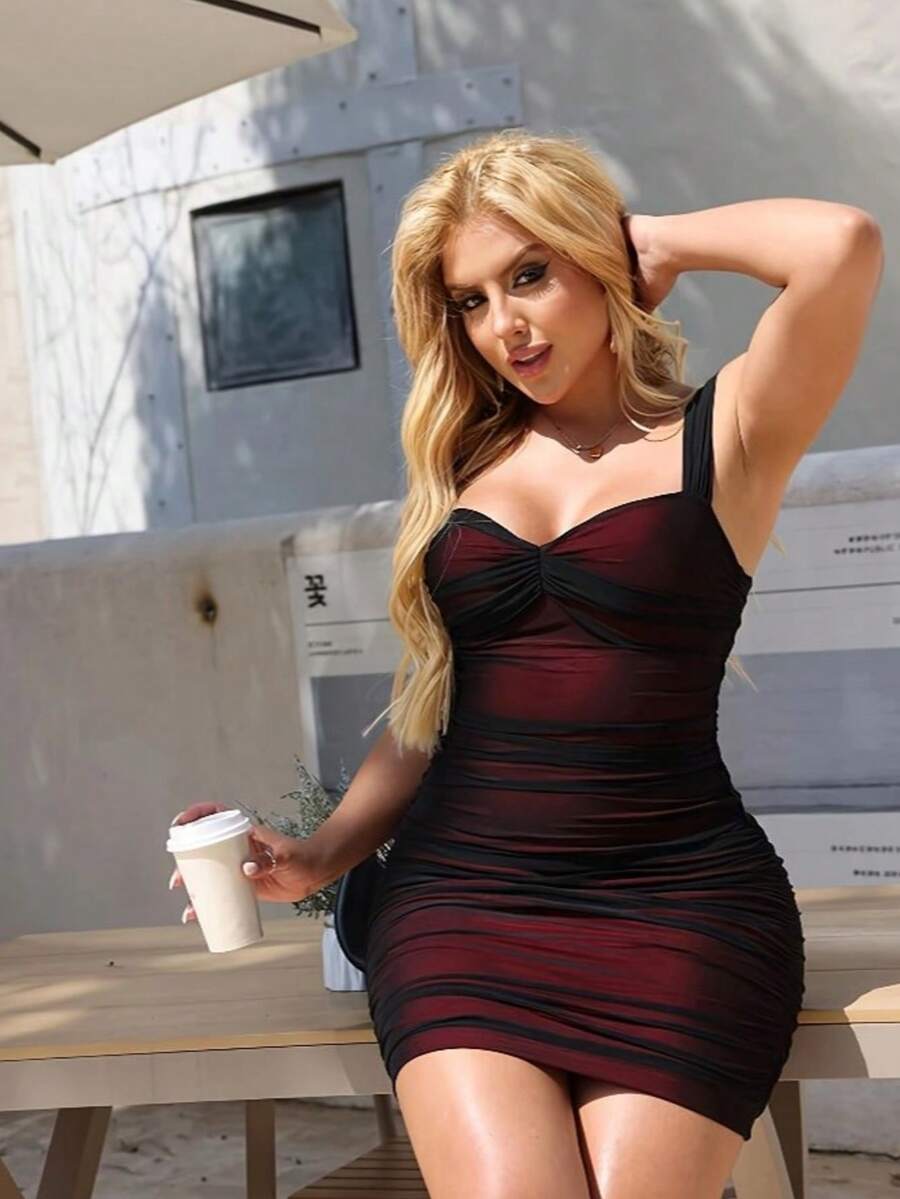 Vuslat 女士春季针织网纱撞色嘉年华性感Y2K紧身吊带迷你连衣裙，夏季连衣裙，红色连衣裙，适合外出、生日、婚礼、情人节和其他场合 - 紅色和黑色 - 查看 1