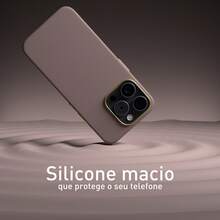 Capa de silicone premium para telefone com sensação de pelei IP 7G/8G/7Plus/8Plus/XR/XS MAX/11/12/13/14/15 Pro Max - Aieia Rosa - Visão 4
