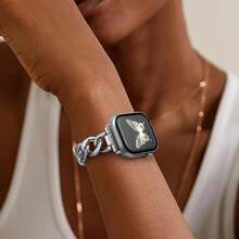 1pc Fashionable Metal Chain Smart Watch Band, Compatible With Apple Watch 38/40/41/42/44/45/46/49mm, Suitable For Apple Watch Ultra/SE/Series 10/9/8/7/6/5/4/3/2/1, Adjustable Length, Great Gift For Friends And Girlfriends (Band Only, Watch And Case Not Included) - Silver - View 5
