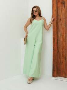 A&DD MODA, REF: Y492 Elegant Women's Jumpsuit With Suspenders, Adjustable Straps And Side Pockets, Casual And Sophisticated Modeling, Uncomplicated And Chic Look, Women's Jumpsuit Tailored For All Occasions, Modern And Comfortable Style - 綠色 - 查看 4