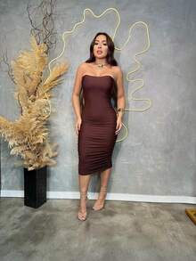 Strapless Midi Dress With Suplex Cup, Ruched Sides, Wrinkled, Strapless, Elegant, Sensual, Tight Fit - 咖啡 - 查看 1