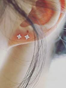 S925 Sterling Silver 18K Gold Mini Four-Leaf Clover Earrings, Sweet & Fresh Meteor Tassel Design For Women