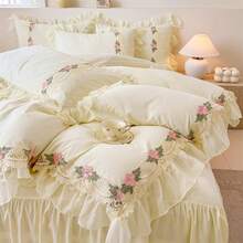 Chic Flowers Lace Bedding Set,3 Piece French Princess Style Comforter Duvet Cover Set(1 Queen Duvet Cover 90x90 Inch, 2 Pillowcases) Aesthetic Bedding For Romantic French Wedding,24328430 - 芥末黃 - 查看 2