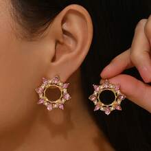 1 par de pendientes de aro minimalistas, pendientes de lujo, pendientes de estilo europeo y americano únicos para mujeres - Morado - Ver 5