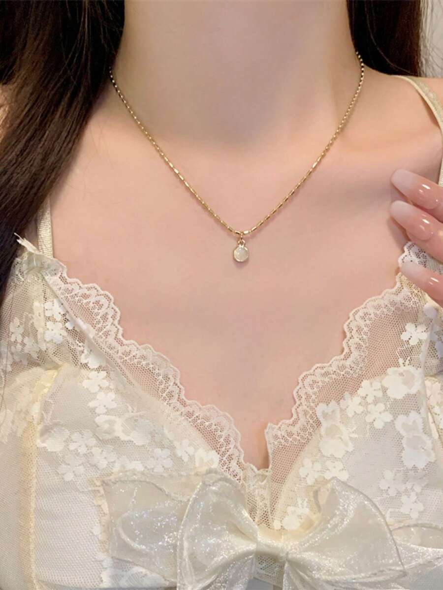 1 Stück elegante runde Halskette Choker Schlüsselbein Kette, schicker goldener Accessoire für Frauen, geeignet für Party, Bankett, Alltagstragen, Geschenk für Freunde