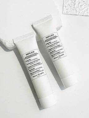 Maison Margiela REPLICA BODY LOTION LAZY SUNDAY MORNING 15ml+REPLICA SHOWER GEL LAZY SUNDAY MORNING 15ml [MINI SIZE]