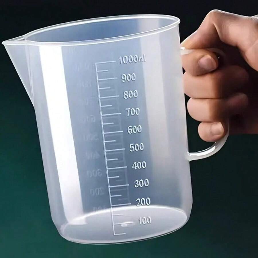 1 cái. Cân chính xác, nhiều kích cỡ khác nhau. Thiết kế tiện dụng, dễ vệ sinh và bảo quản, kèm cốc đong có vạch chia, cốc đong bằng nhựa, dụng cụ đong dụng cụ nhà bếp và làm bánh. Dễ sử dụng; Kích thước nhỏ gọn; Sạch sẽ và hợp vệ sinh.